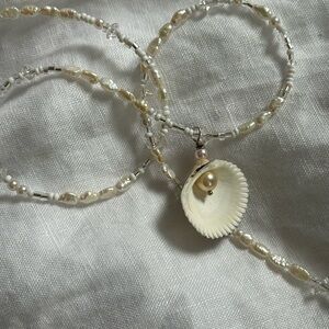 Handmade pearl shell necklace